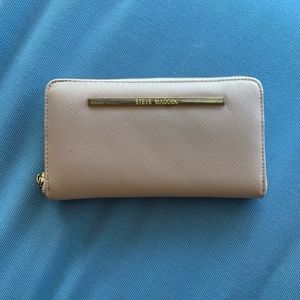 Steve Madden Wallet